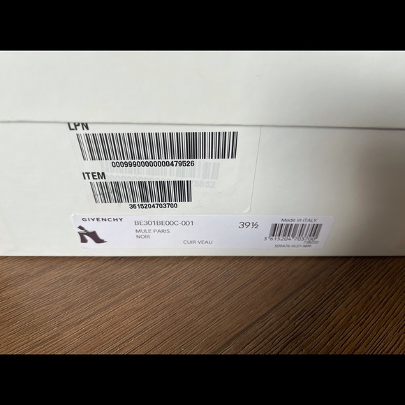 GIVENCHY-AUTHENTIC NWT/Box Black Leather Sandals - Picture 6 of 15